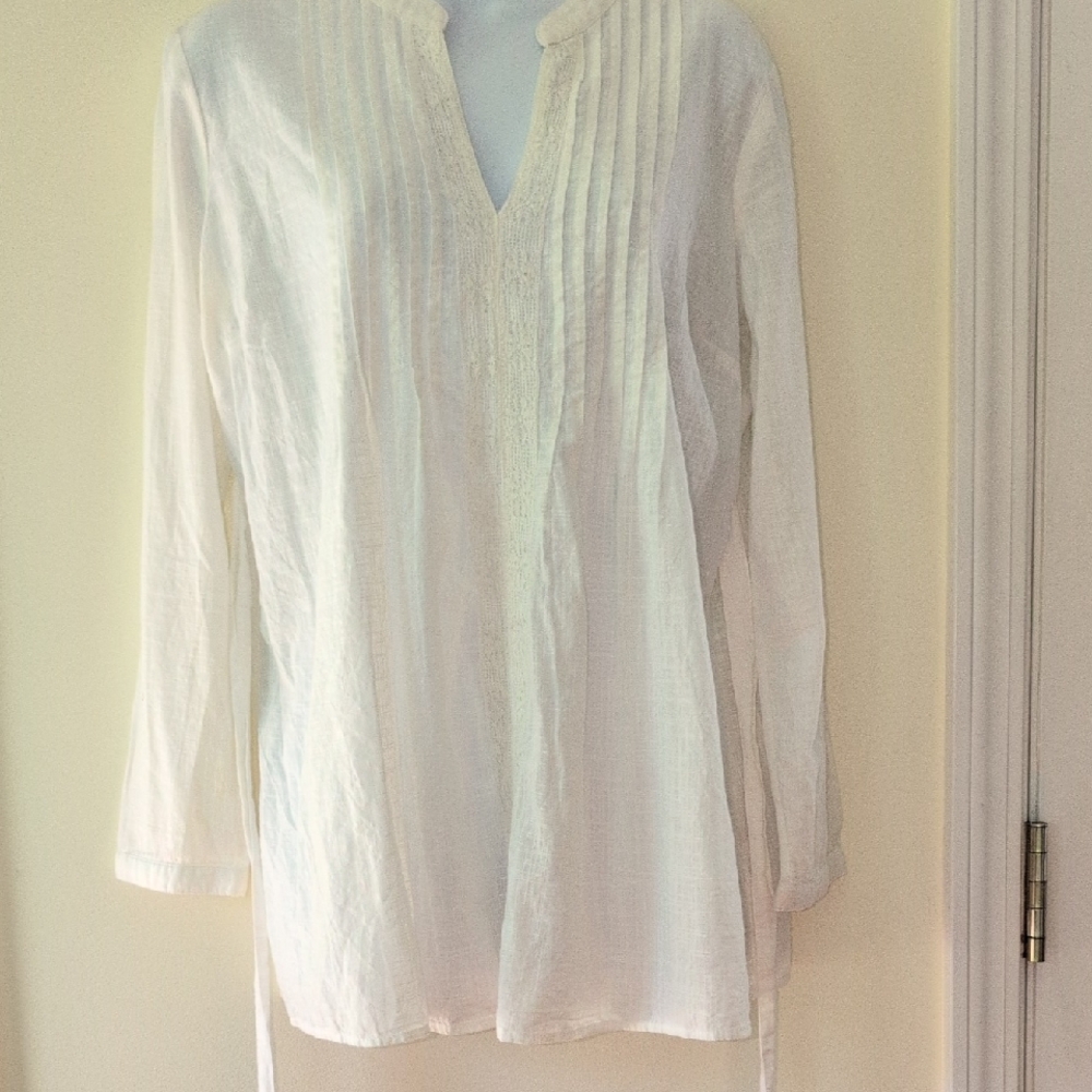 Elegant White Women's Top
